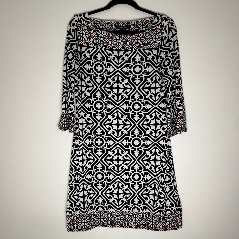 White House Black Market Geometric Tile Print Shift Dress Black White Red Small